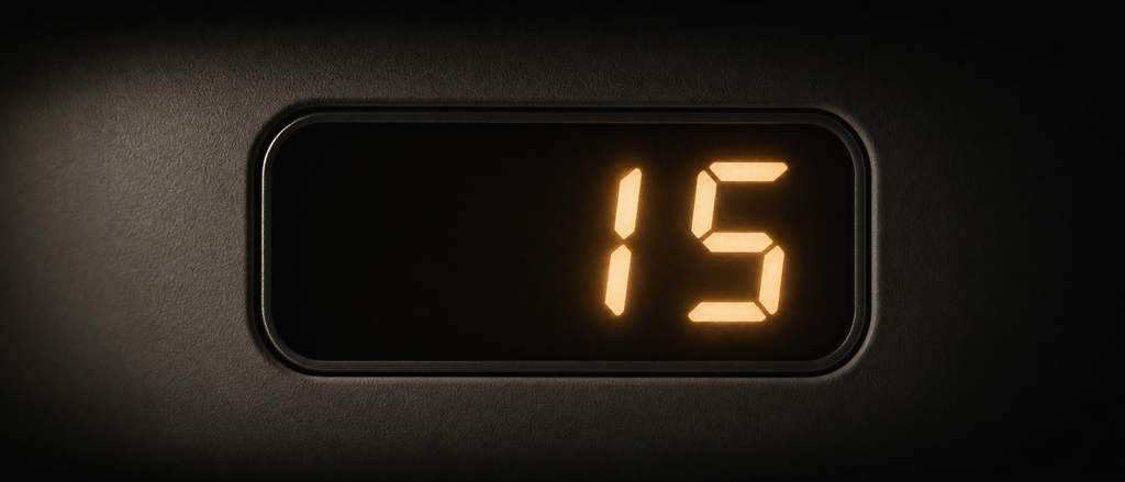L’écran à quatre chiffres de Hiya 27, minuterie réglée sur 15 minutes